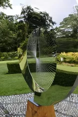 Mirror Polished Contemporary Round Outdoor Metal Art Sculpture For Garden