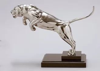 Life Size Polished Stainless Steel Sculpture Metal Tiger Sculpture For Public Decoration